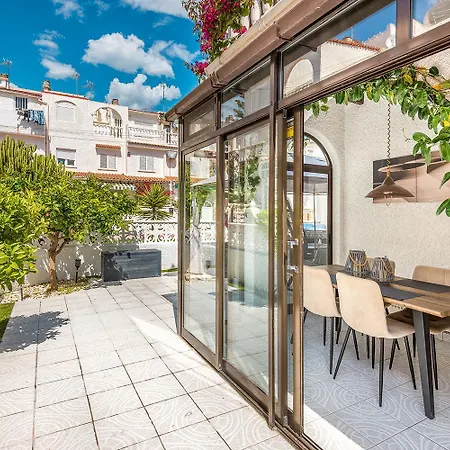 Апартаменты Espanhouse Denny Three Bed Торевьиа
