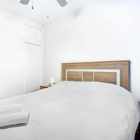 Espanhouse Denny Three Bed Appartement